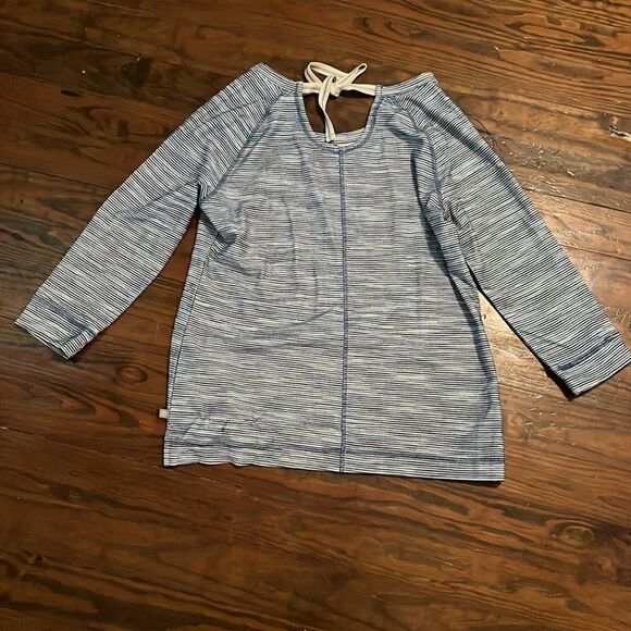 T by Talbots NET popover Size M - Picture 3 of 3